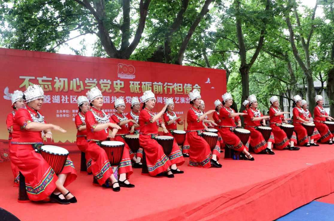 再读《骆驼祥子》：才体会到虎妞对祥子的爱，是多么的丑陋